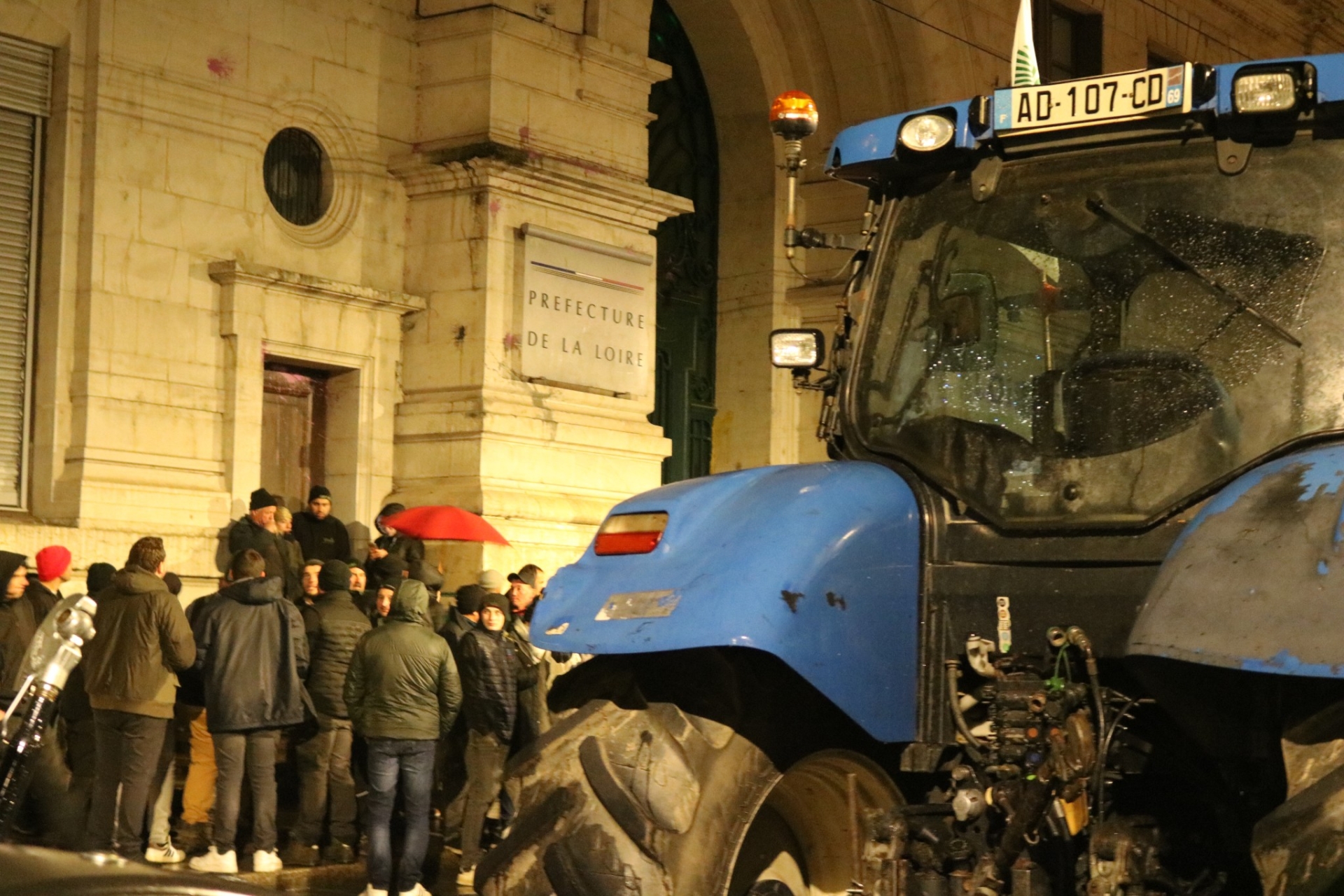 Les feux de la colère se propagent à Saint-Étienne