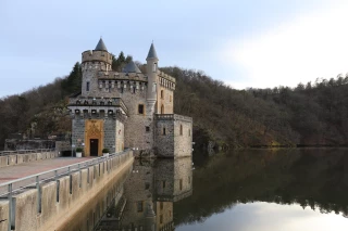 Profiter des Quartiers d’été au château de la Roche 